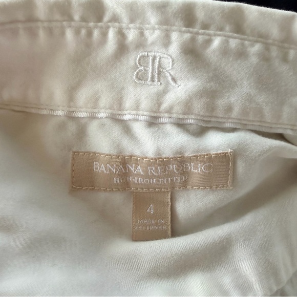 Banana Republic | Button Down Non-Iron Fitted Dress Shirt - Picture 4 of 6